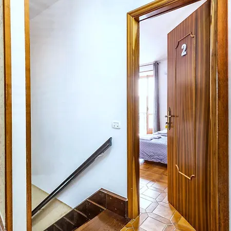 Via Gagliardi - Centro Lägenhet *